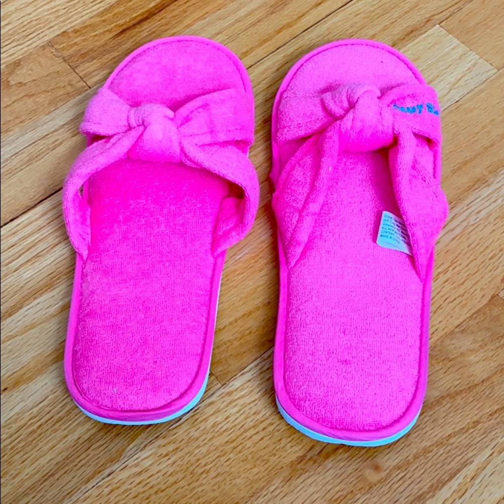 Spa slippers or slides